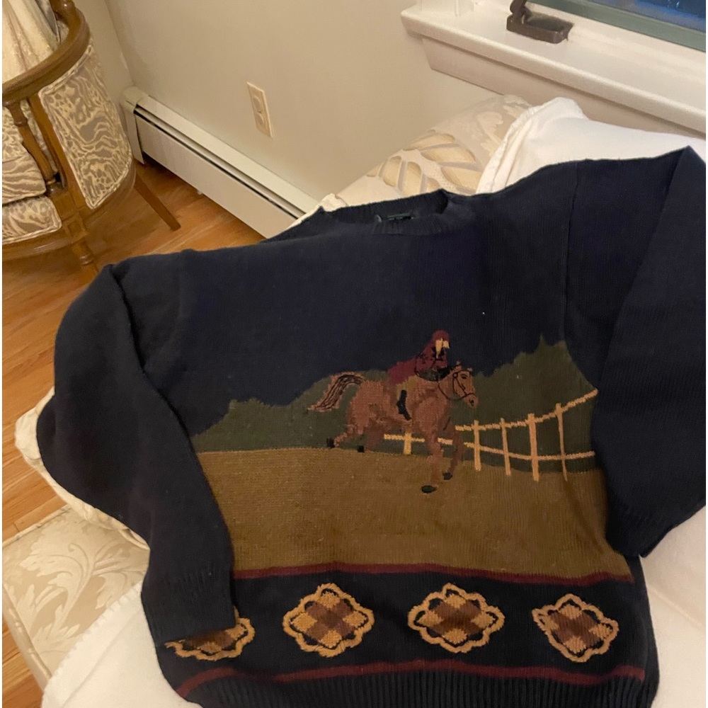 Ramie/Cotton crew neck . Equestrian design ….